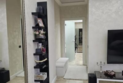 Apartament cu 2 camere decomandat, mobilat în Km 5 - 5