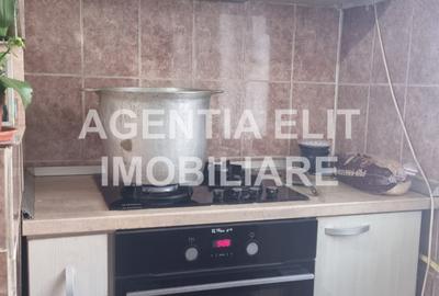 Apartament cu 4 camere decomandat, mobilat în Central - 2