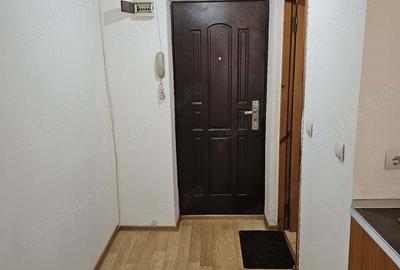 Vand garsoniera Ploiesti,zona Mihai Bravu - 3