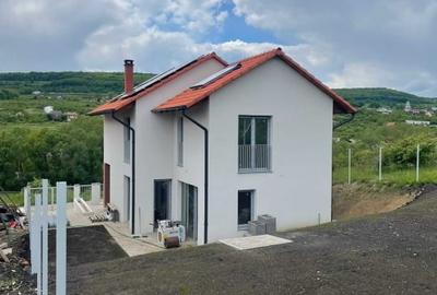 Casa premium la intrare in Chinteni, 514 mp teren, panouri solare - 12