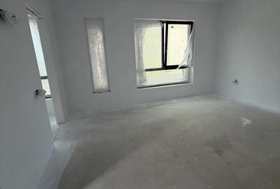 Casă cu Teren 302 Mp în Palazu Mare - 3