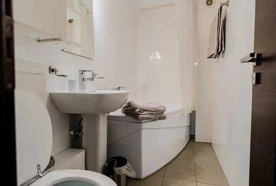 Apartament cu 2 camere decomandat în Vitan - 2