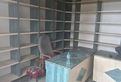 Spațiu comercial, de 30 mp, în Central - 7