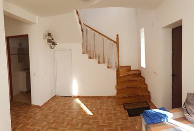Casă individuală cu 6 camere cu Teren 530 Mp în Drumul Taberei - 3
