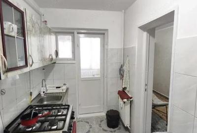Apartament cu 3 camere decomandat în Central - 9