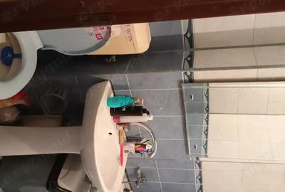 Apartament cu 3 camere decomandat în Micro II - 2