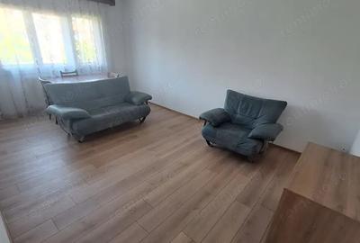 Proprietar vand apartament 3 camere, decomandat, garaj sub bloc, Calea Girocului, str. Lidia