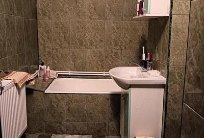 Garsonieră decomandată, mobilată în Central - 5