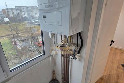 Apartament cu 3 camere decomandat în Alexandru cel Bun