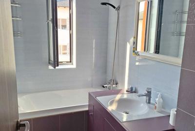 Apartament cu 2 camere semidecomandat în Exterior Vest