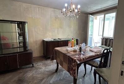 Apartament cu 3 camere decomandat în Obor - 8