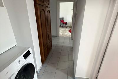 Apartament cu 3 camere decomandat în Rahova - 2