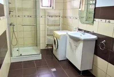 Casă cu Canalizare în Central - 2