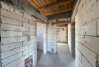 Casa semi-finisata P + M, 131 mp utili, teren 339 mp, Pielesti, zona Magnolia - 11
