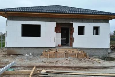 Casă cu 3 camere cu Teren 365 Mp în Mihăilești - 10