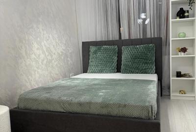 Vanzare Apartament 3 cam. cf.1 semid, et.3 din 4, totul nou la cheie, mob. si utllat, pe Cal. Galati - 12