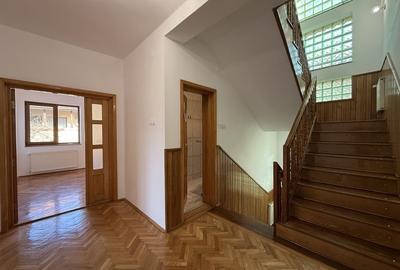 Vila spațioasă în Sisesti | 600 mp | 9 locuri de parcare | Teren 1500 mp - 21