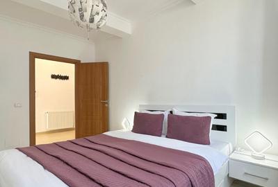 Apartament cu 3 camere decomandat în Central - 1