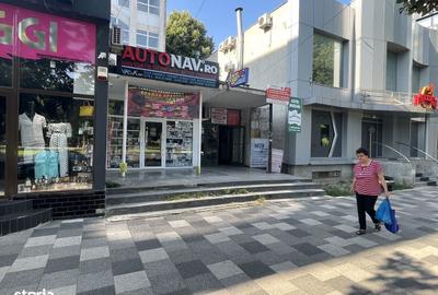 Spațiu comercial, de 30 mp, în Central - 3