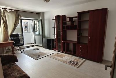 Garsonieră decomandată în Tei - 1