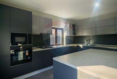 Casă cu 4 camere cu Teren 563 Mp în Corbeanca - 2