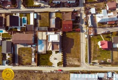 Casă cu 7 camere cu Piscina în Ștefănești - 10