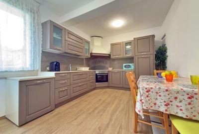 Casă cu 7 camere cu Teren 357 Mp în Romanilor - 6