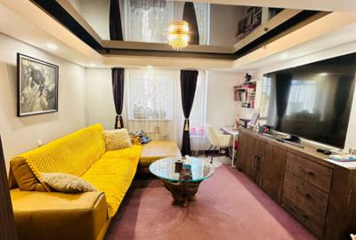 Casă cu 12 camere cu Teren 200 Mp în Central - 4