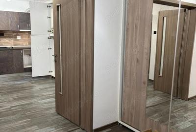 Apartament cu 4 camere semidecomandat în Central - 3