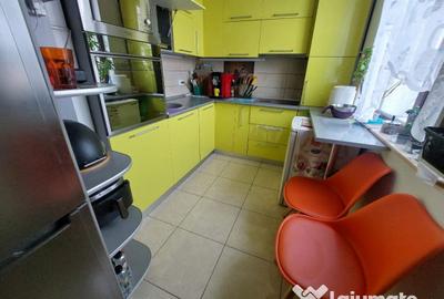 Apartament cu 3 camere semidecomandat în Bucureștii Noi - 1