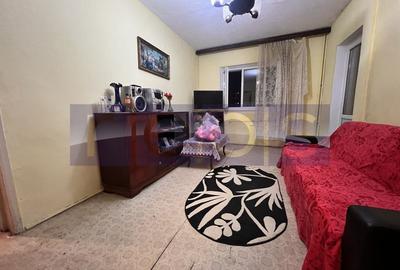 VANZARE 2 CAMERE | DECOMANDAT | ZONA 1 DECEMBRIE 1918 - 2