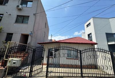 Casa în zona delfinariu aproape de plajă - 1