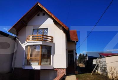 Casa in Harman, cu panouri fotovoltaice,  340 mp utili , 1000 mp teren - 1