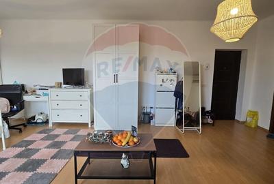 DE VANZARE Garsoniera în zona Nord - 6