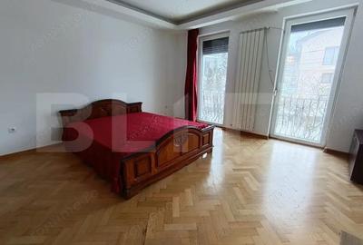 Casa Ultracentral cu 5 camere in suprafa?a de 300 mp ?i un teren de 600 mp - 15