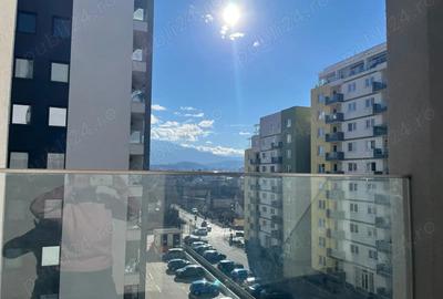 Apartament cu 2 camere decomandat în Tractorul - 8