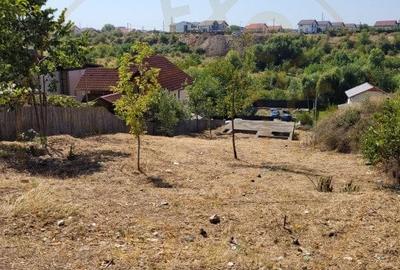 Teren intravilan Pitesti - langa liceul Odobescu - 1083 mp, demisol executat - 5