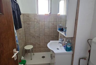 Apartament cu 3 camere semidecomandat în Titan - 6