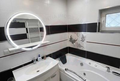 Apartament cu 2 camere decomandat în Micro 21 - 3