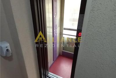 Apartament cu 2 camere semidecomandat, mobilat în Central - 12