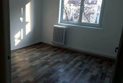 Apartament cu 3 camere semidecomandat în Mircea cel Bătrân - 4