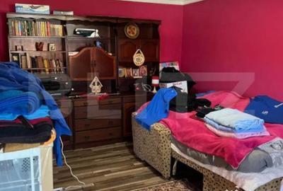 Casă cu 3 camere în Central