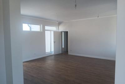 Casă cu 4 camere cu Teren 500 Mp în Domnești - 17