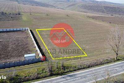 Teren de 1600 mp, în Somova