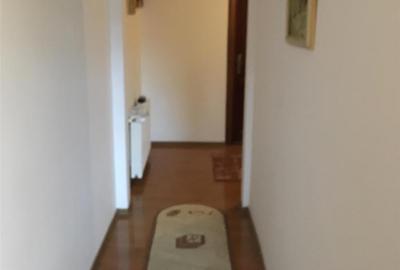 Casă cu 6 camere cu Teren 1000 Mp în Soveja - 8