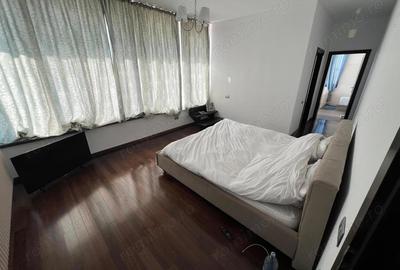 Casă cu 5 camere în Central - 1