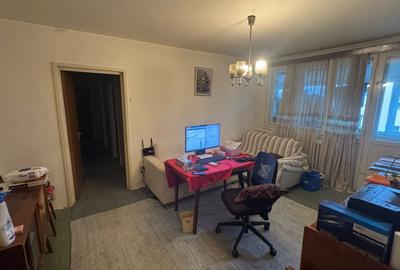 Apartament cu 4 camere decomandat în Gorjului - 1