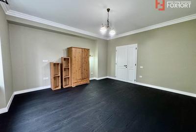 Apartament deosebit, 3 camere, zona Central - Bld. C.D. Loga - 15