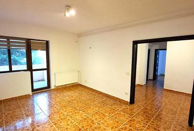 Apartament cu 3 camere decomandat în Ultracentral