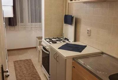 Garsonieră decomandată în Berceni